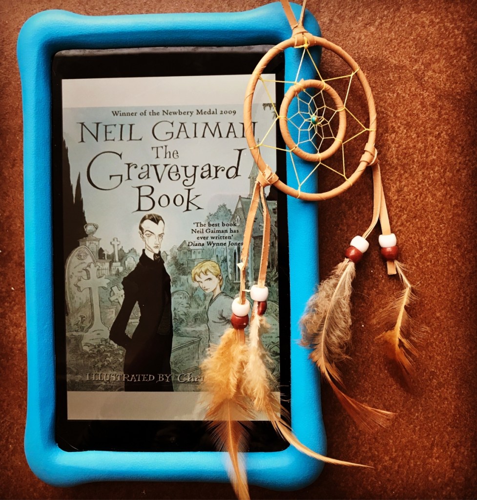 The Graveyard Book by Neil Gaiman book review