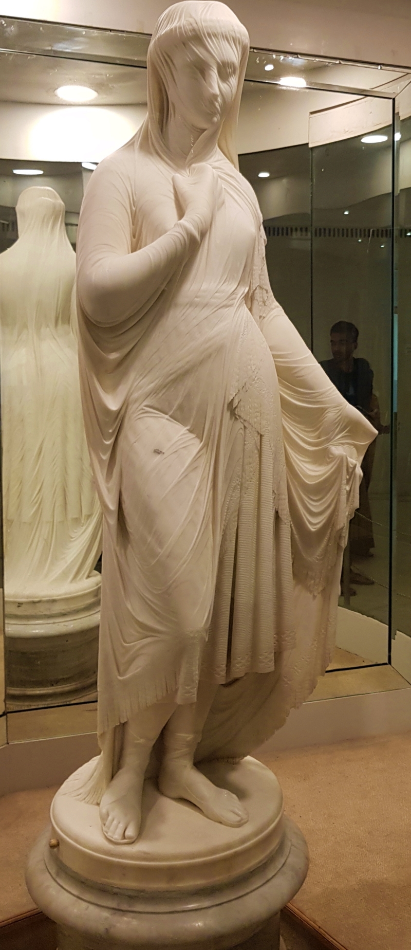 sculpture of Veiled Rebecca at salarjung museum