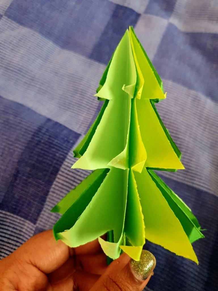 small paper christmas tree craft