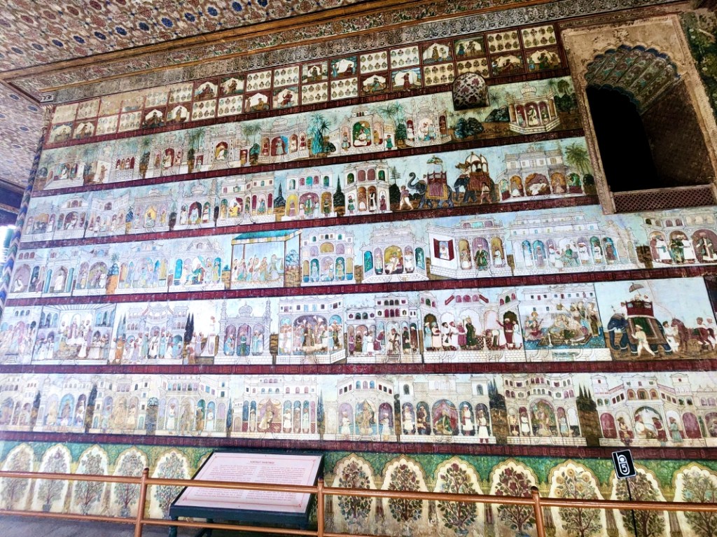 painted walls and ceilings showing royal life at Daria Daulat Bagh or Tipu Sultan's summer palace