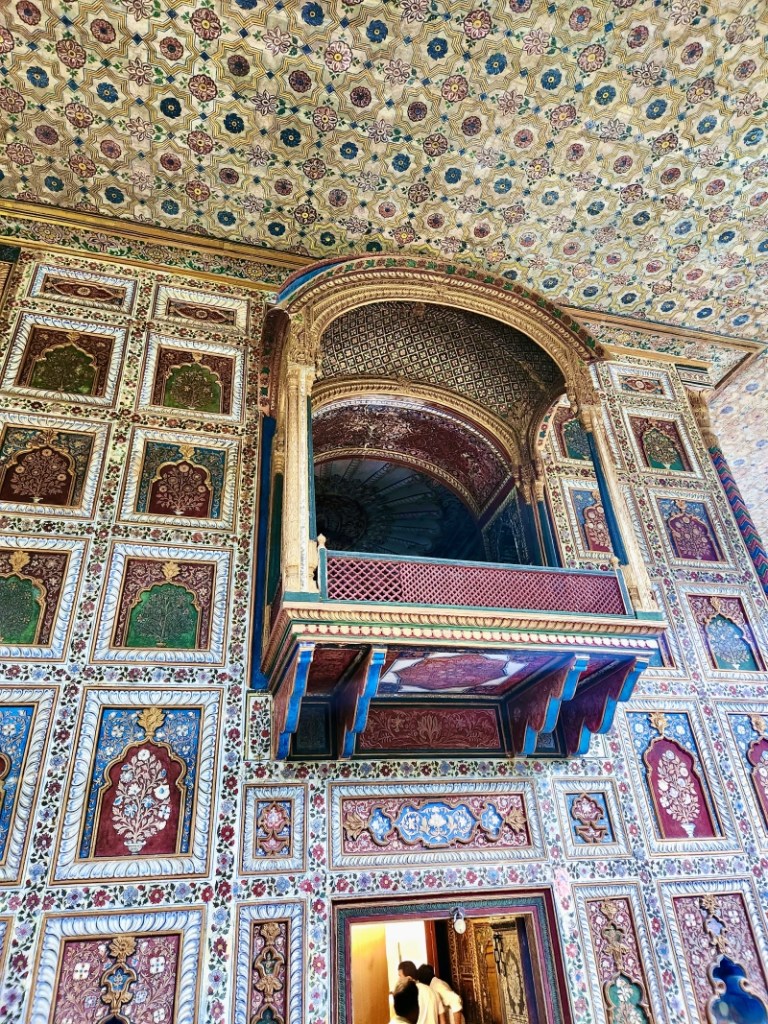 painted walls and ceilings at Daria Daulat Bagh or Tipu Sultan's summer palace