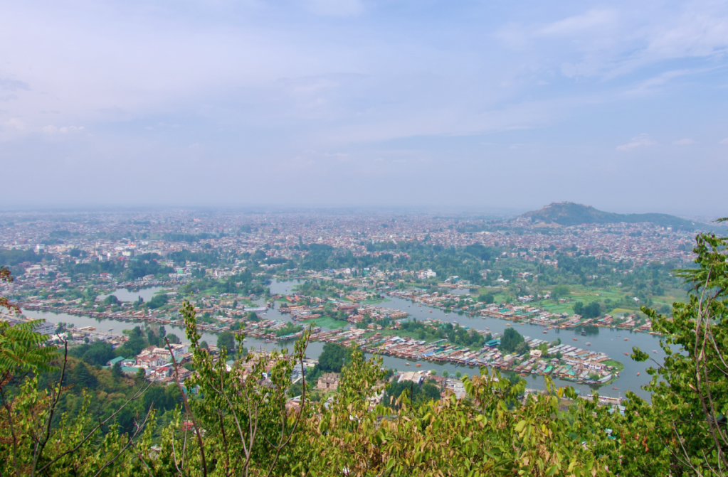 view of srinagar from sankeshwar temple