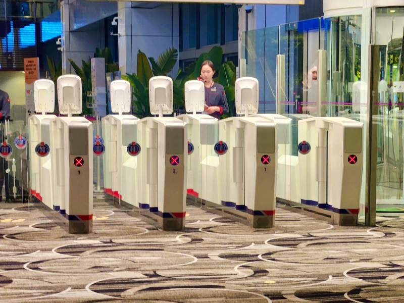 Singapore Changi Airport Automated Immigration