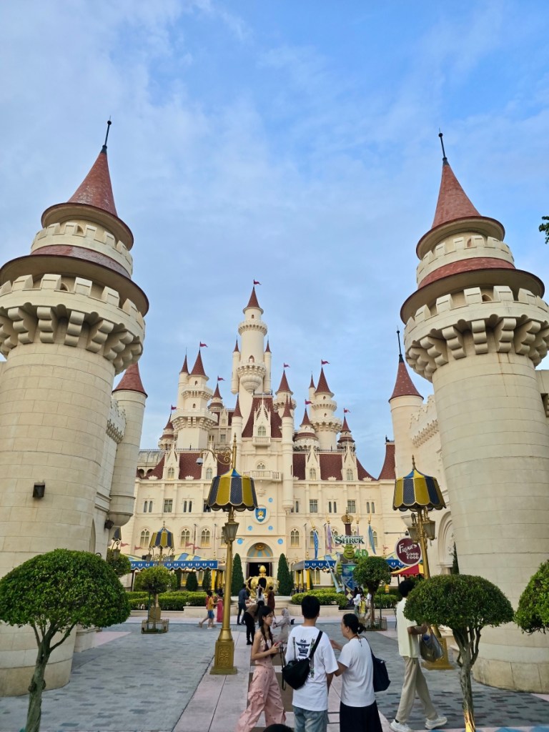 Singapore universal studios USS castle