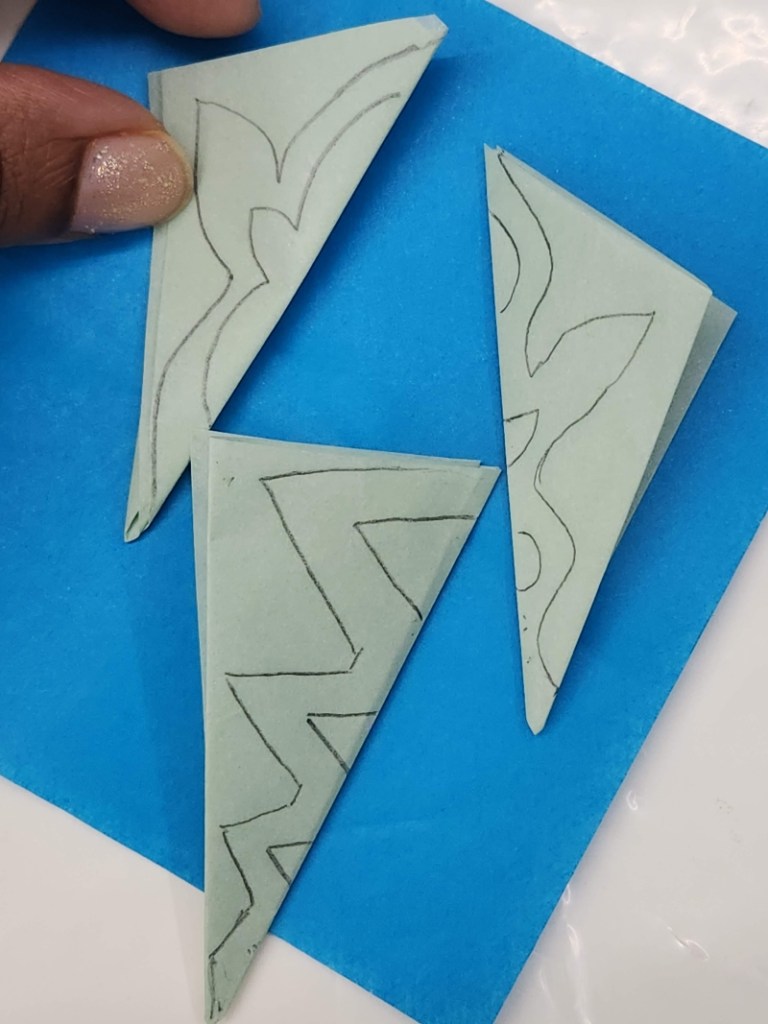 paper snowflakes christmas crafts with kids ideas