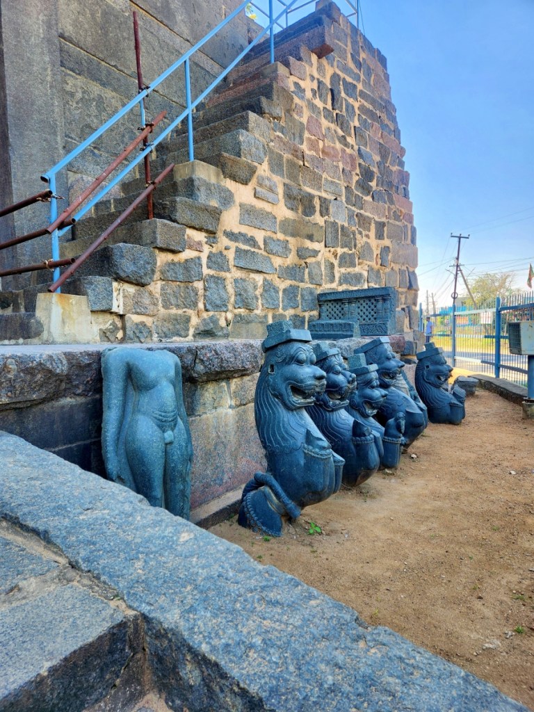 Warangal fort Kush mahal road trip from Hyderabad