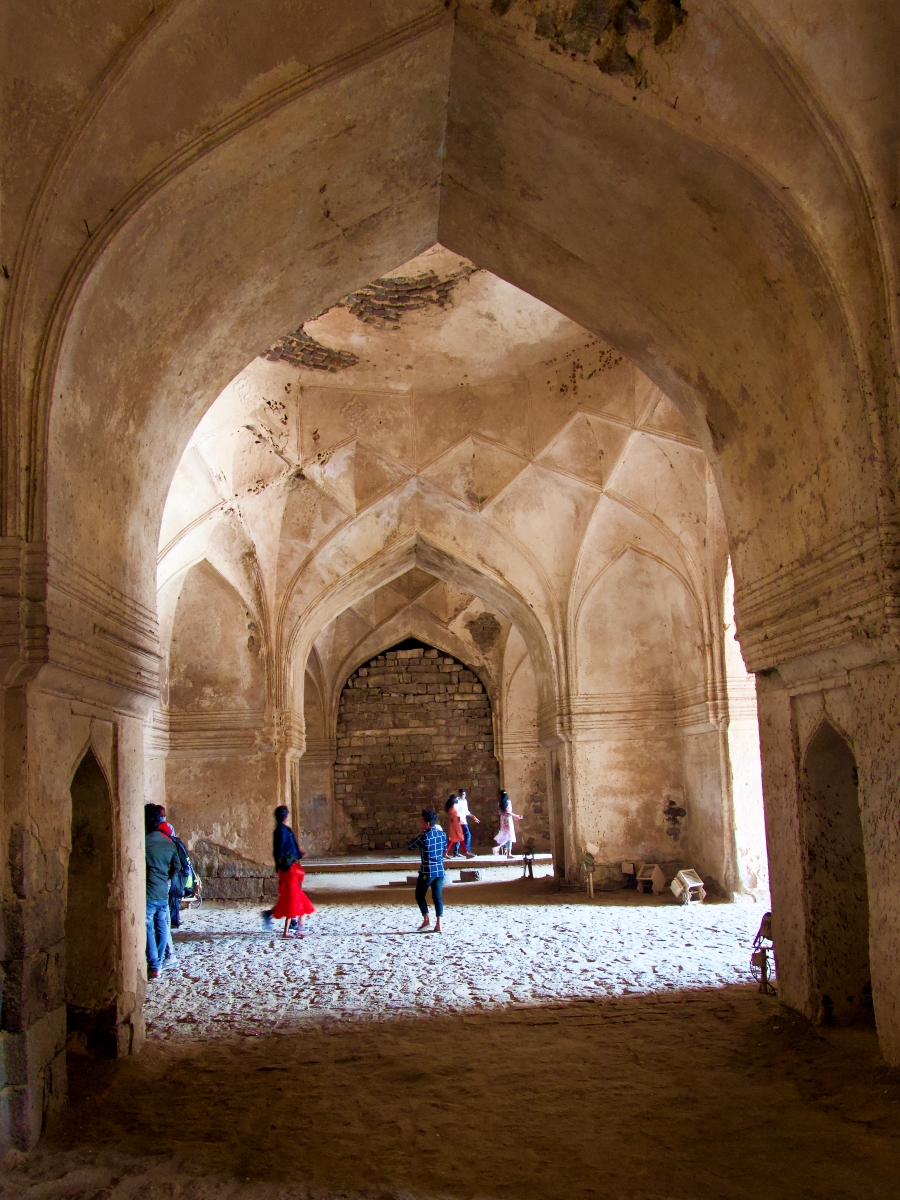 golconda fort architecture hyderabad things to do