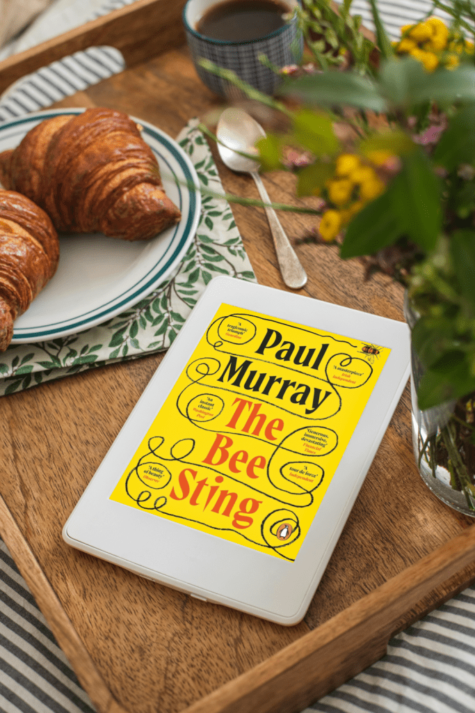 book review the Bee Sting by Paul Murray