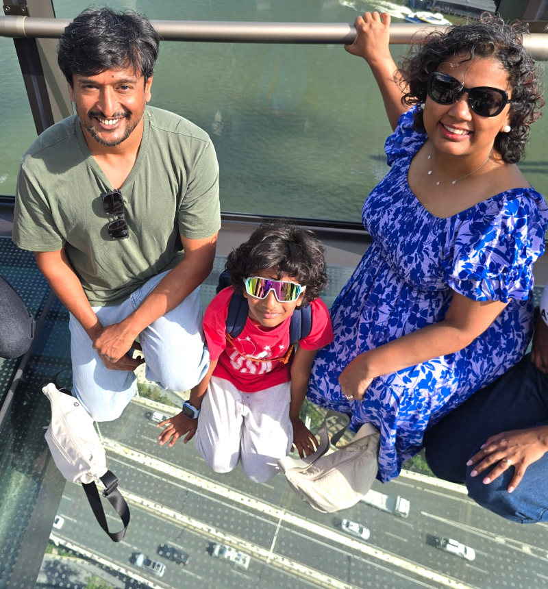 Brisbane skydeck glass-bottom view