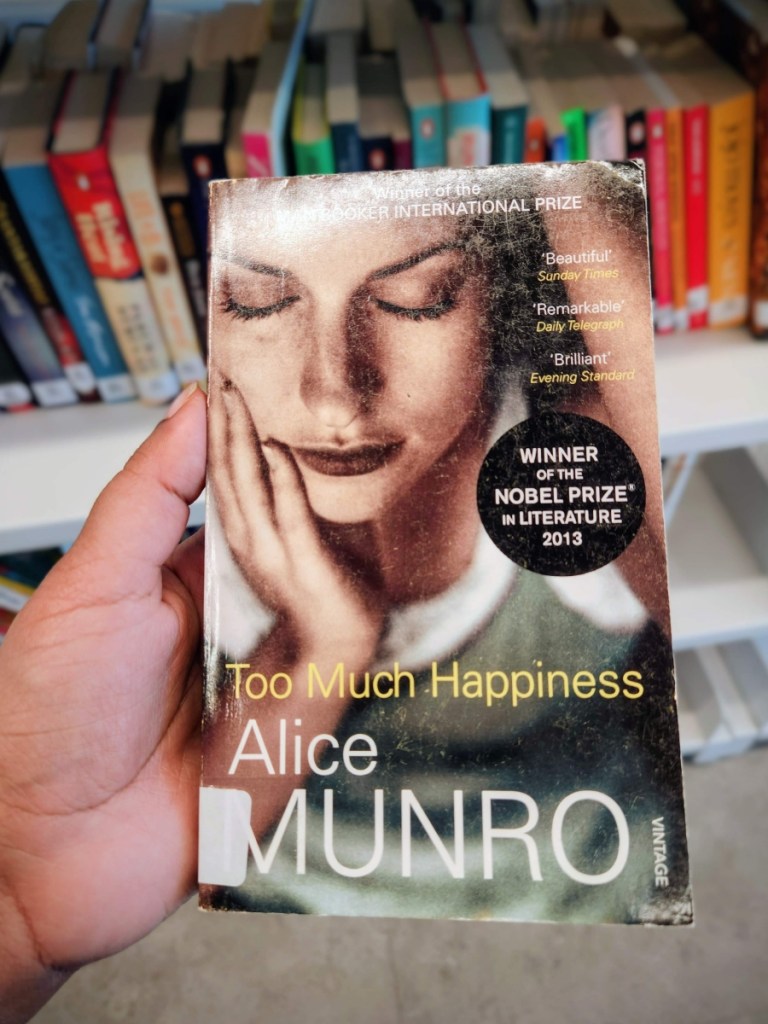 Book review Alice Munro_Too Much Happiness. Short stories and essays. Reading challenge 2026 Women authors