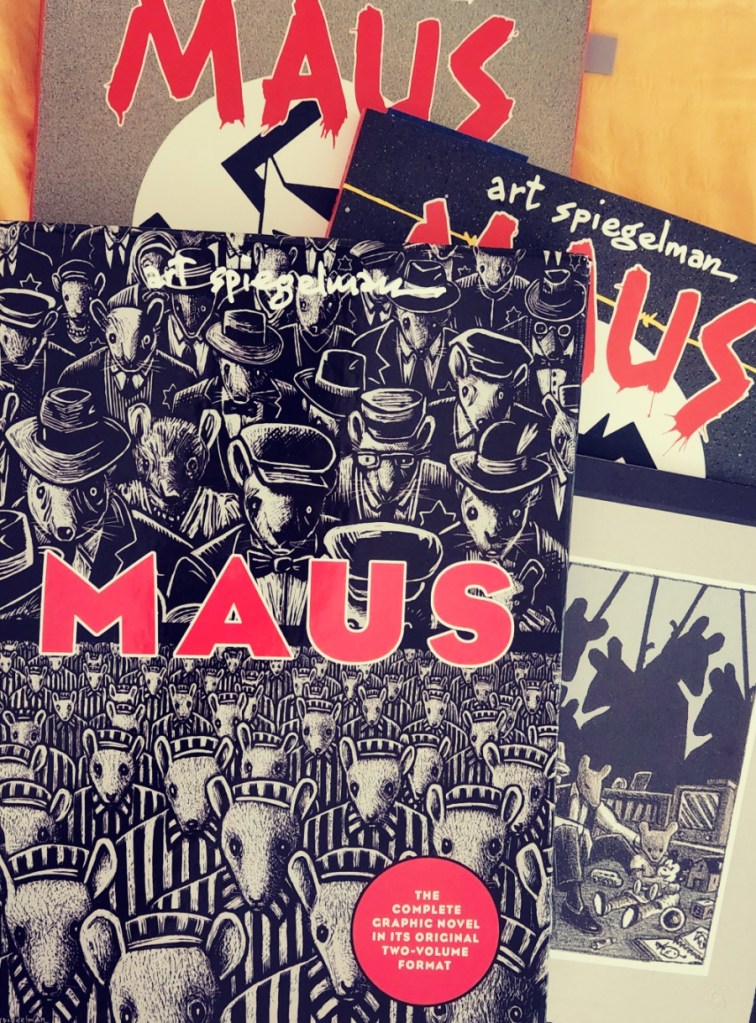 Art Spiegelman_Maus: A survivor's tale book set graphic novels
